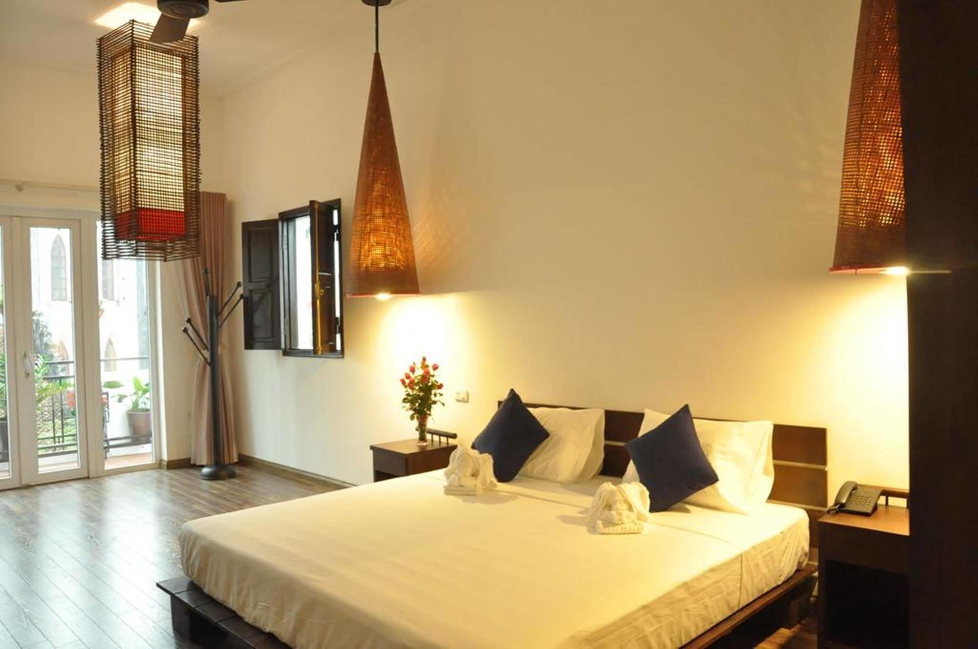 Cinnamon Cathedral Hotel Hanoi Exterior foto